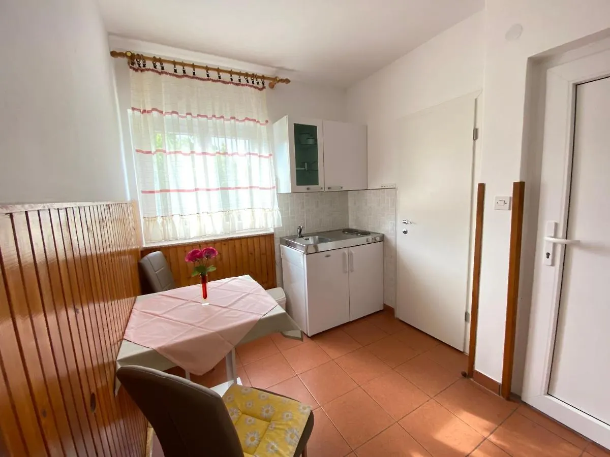 Vilma Kayser Apartment Baska  Baska (Krk)